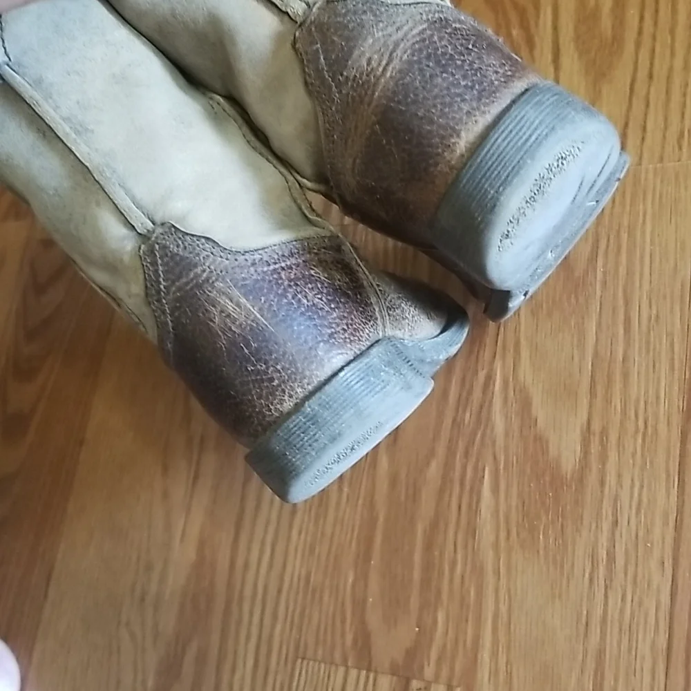 Ariat used lots